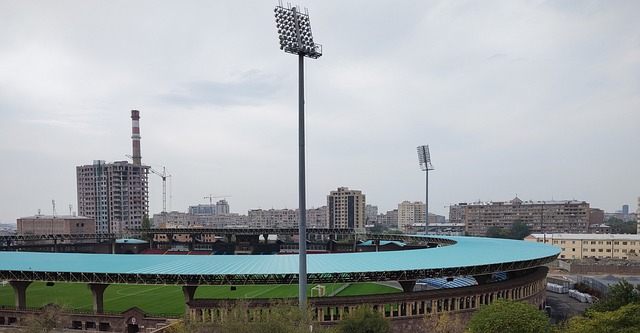 也是一名出 也是一名出